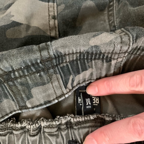 Rewash Camo Cargo Pants Size M with Elastic Waist - Picture 10 of 10